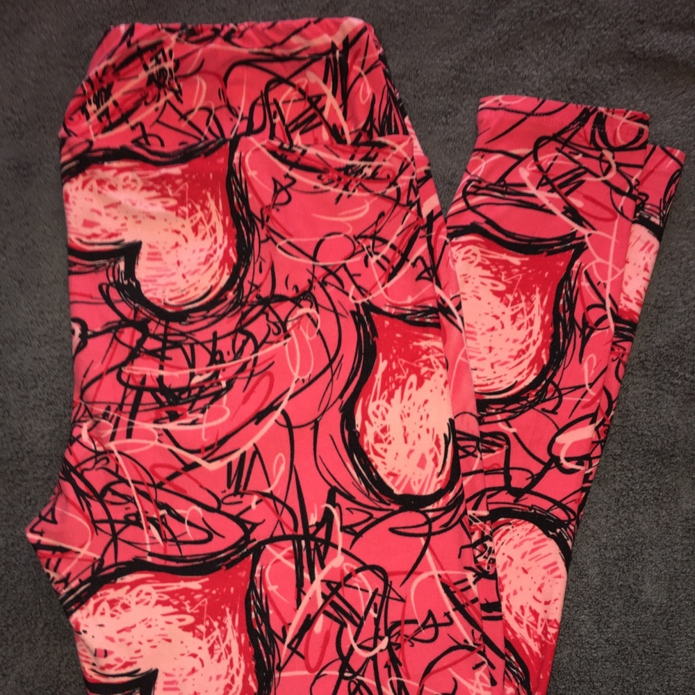 Lularoe TC Graffiti Valentine Leggings NWOT